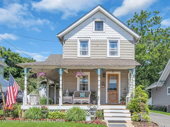 35 Clark Street, Manasquan, NJ 08736