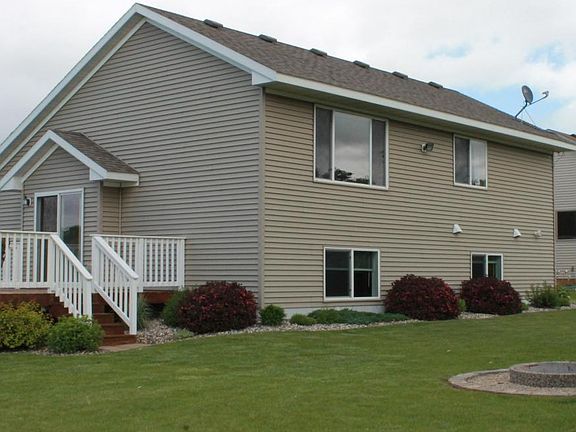 3rd image of 1618 Jasmine Dr