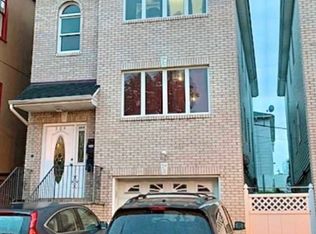 304 Davis Ave #1F, Harrison, NJ 07029
