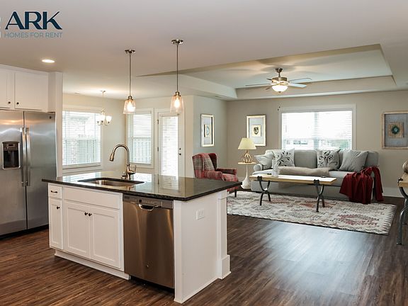 2nd image of 173 Cherry Laurel Dr