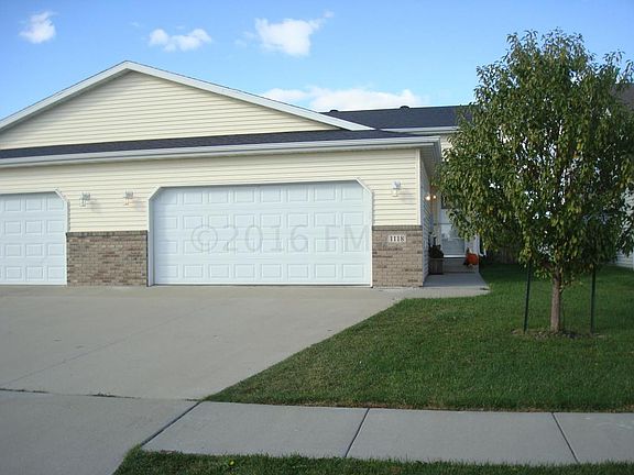 2nd image of 1118 44th Ave W