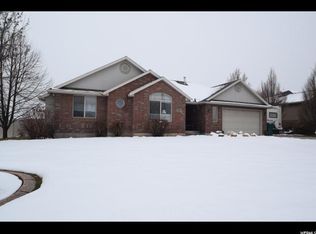 556 S Flint St, Layton, UT 84041