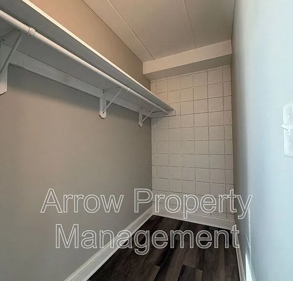 867 N 26th St #203 — Photo 7