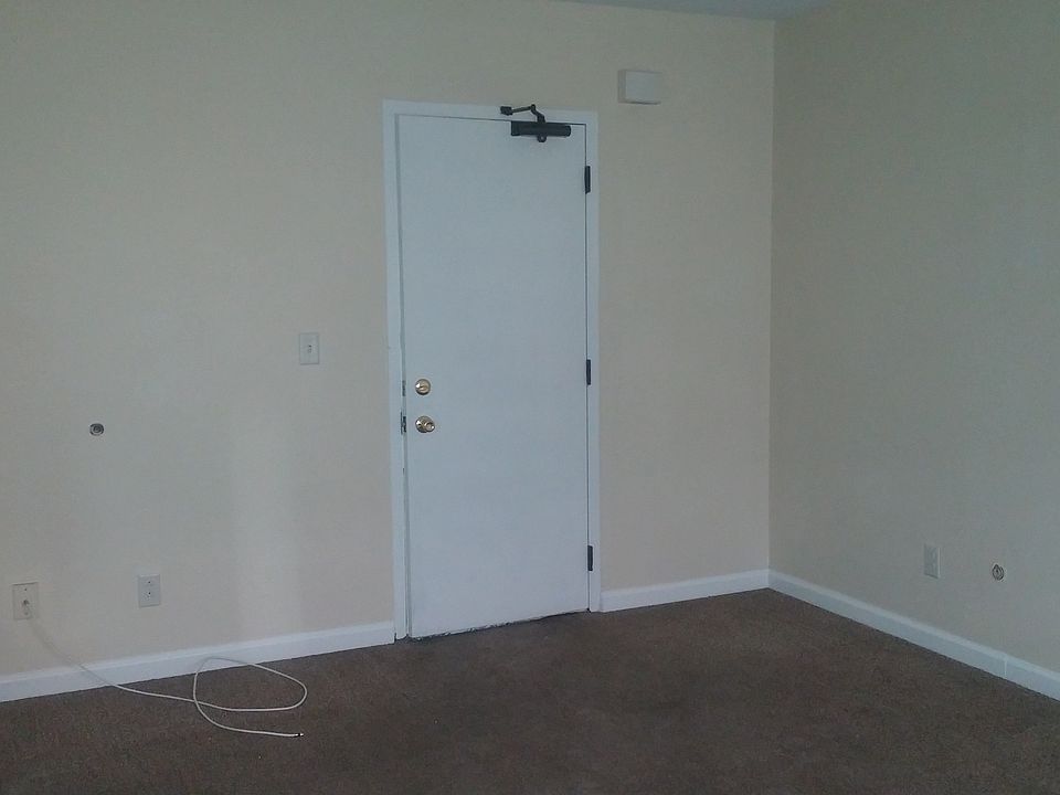 2nd image of 2619 James St APT 10