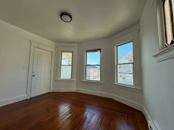 34 Vermont St Floor 2, Waterbury, CT 06704