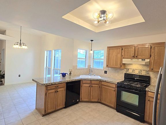 3rd image of 4212 Stumberg Ln
