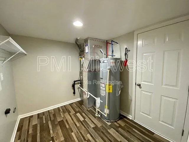 8014 Harshaw Dr — Photo 17