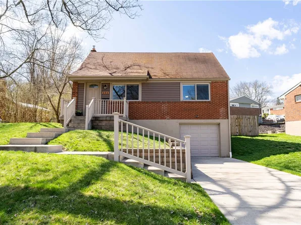 206 Fiesta Dr, Pittsburgh, PA 15239