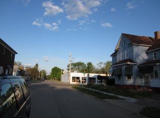 1540 20th Ave, Moline, IL 61265