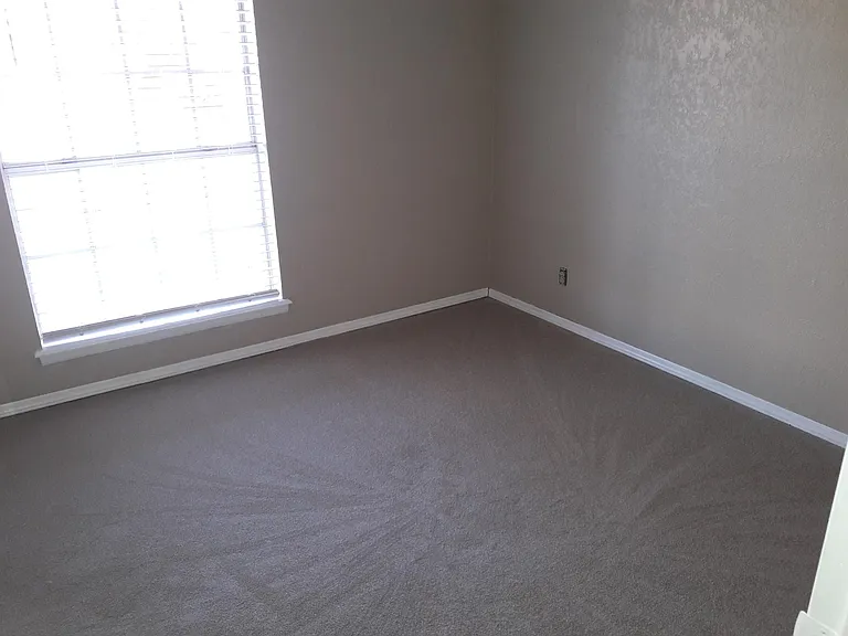 2748 S 136th East Ave — Photo 15