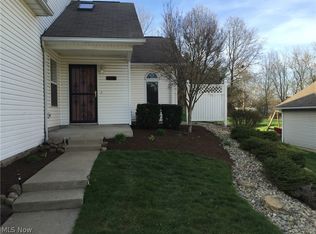 558 Hilltop Ter, Tallmadge, OH 44278