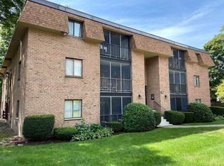 35 Washington St APT 4, Medford, MA 02155