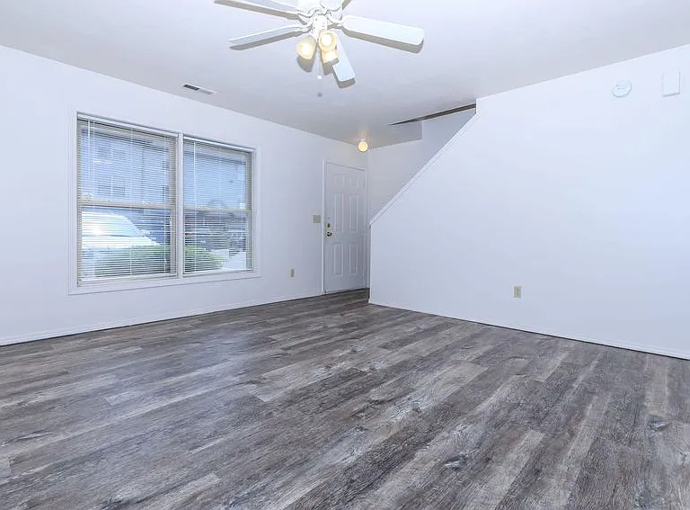 3 Bedroom 3 1/2 Bathroom Luxury and Space
