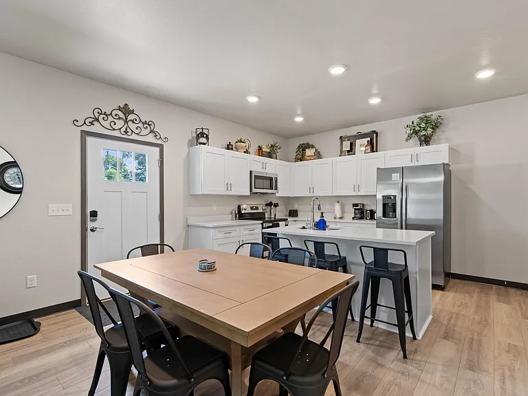 1911 W Boone Ave #3 — Photo 4