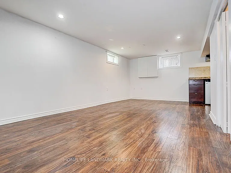 335 Willowdale Ave — Photo 47