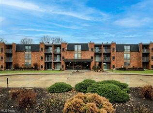 4187 Columbia Rd APT 331, North Olmsted, OH 44070
