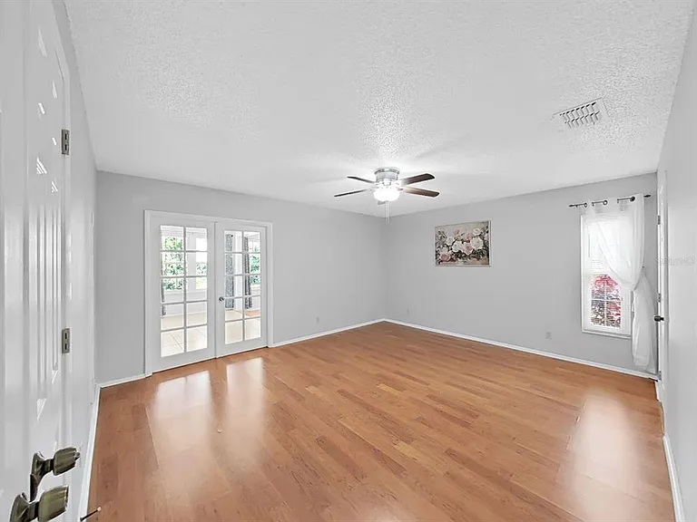 878 Rustic Oaks Dr — Photo 23