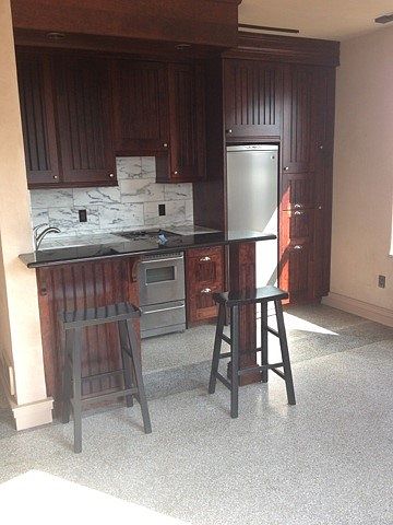 2nd image of 131 S Higgins Ave