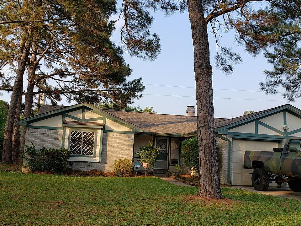 1st image of 15910 Quill Dr