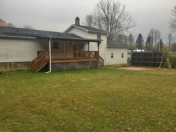 3rd image of 34 Naugle Dr
