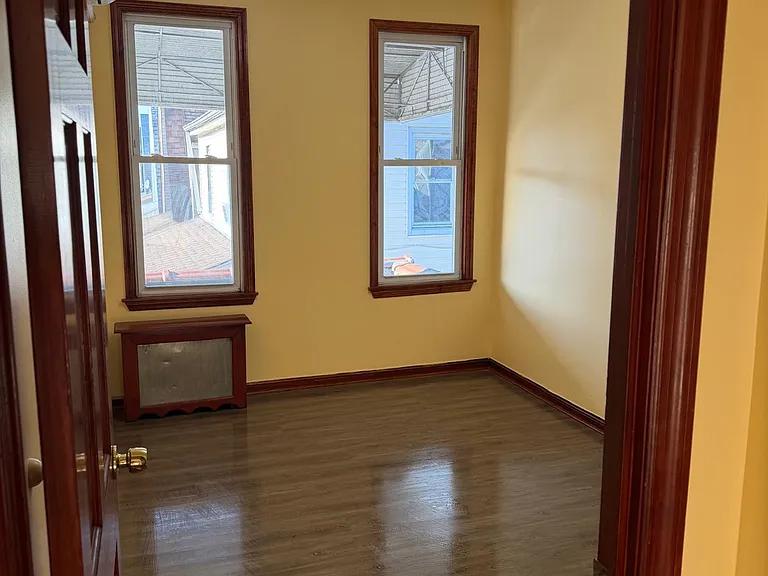 111-03 Rockaway Blvd #2R — Photo 12