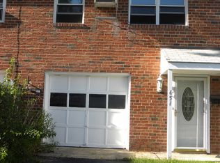 651 Dixon St, Allentown, PA 18103