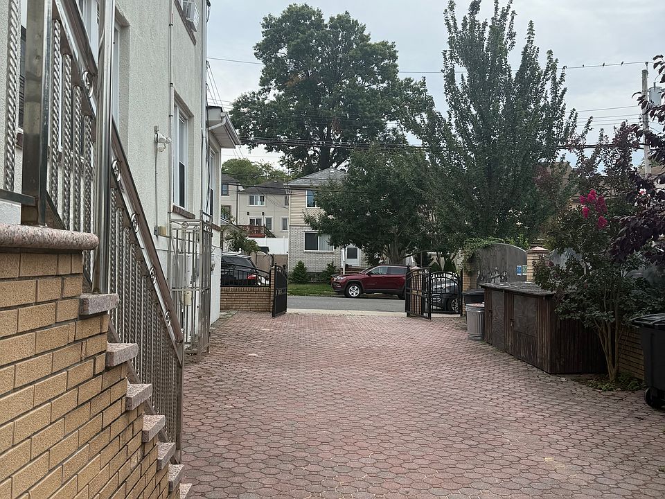 1st image of 335 Clifton Ave #3