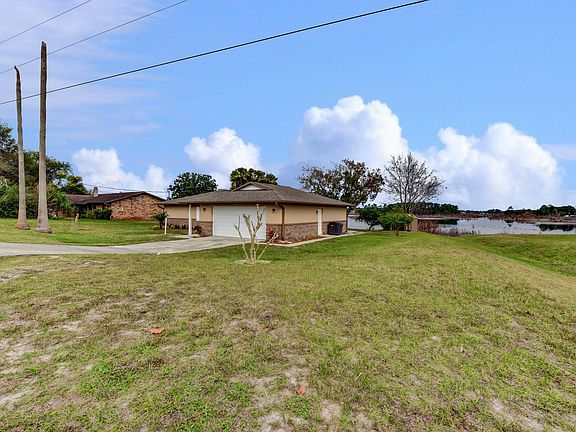 2nd image of 2104 Dumas Dr