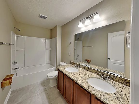 3rd image of 3406 Canyon Falls Dr