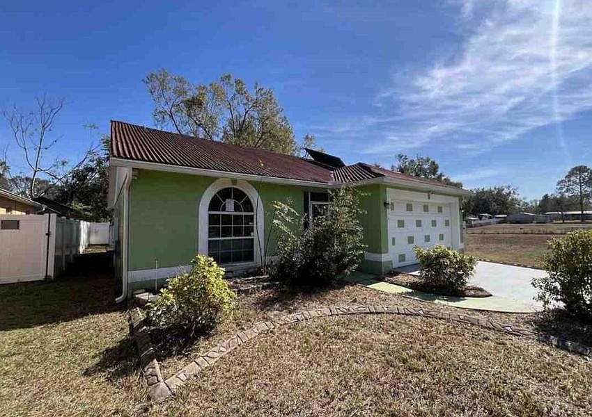 1st image of 2226 Ridgemore Dr