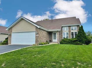 279 Mallards Cv, Beecher, IL 60401