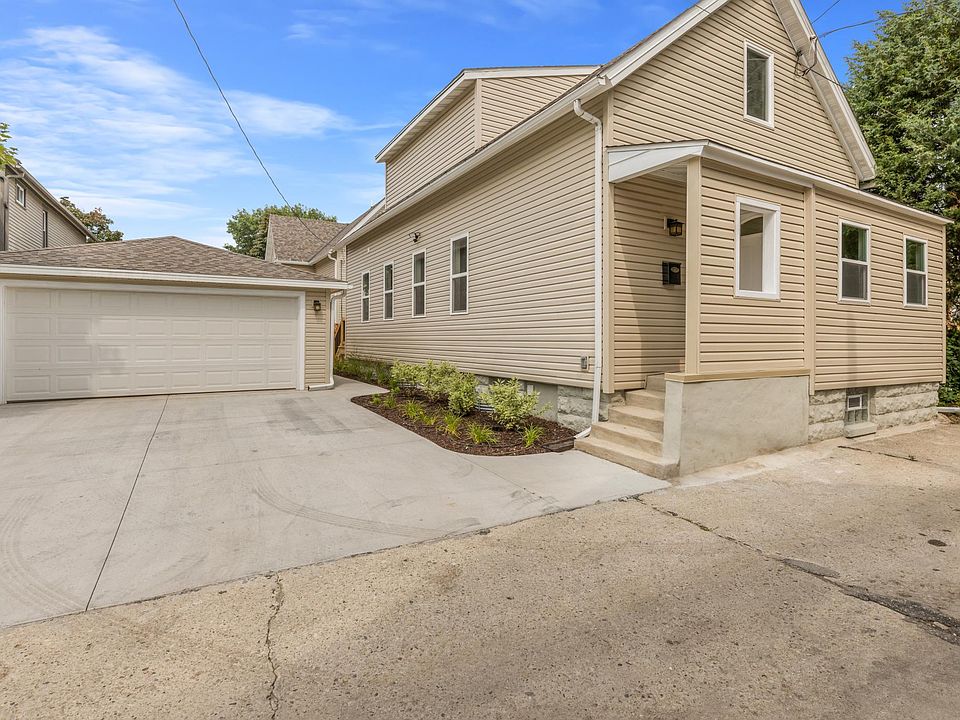 1st image of 2030A N Buffum St