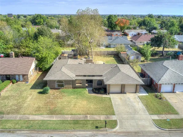 3416 Jim Robison Dr, Edmond, OK 73013