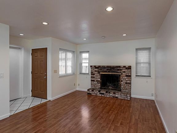 5th image of 3772/3774 Poinciana Dr