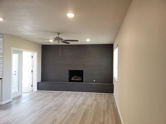 3rd image of 8101 Morley Dr