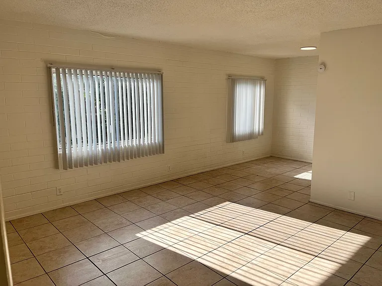Catalina View Apartments — Photo 76