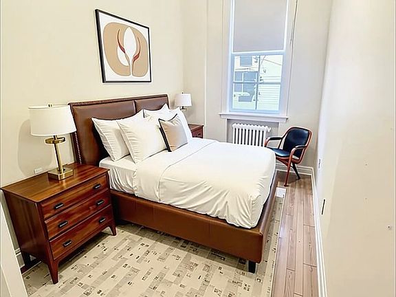 3rd image of 70 W 82nd St APT 3B