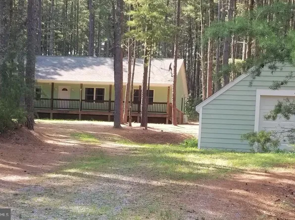 427 Coopers Run Rd, Capon Bridge, WV 26711