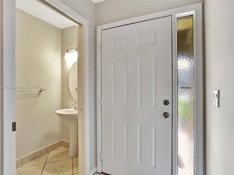 4615 Carambola Cir S #27232 — Photo 3