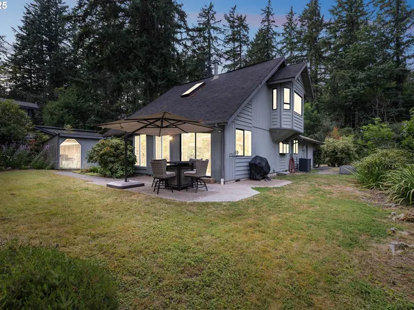 5730 Garden Ln NW, Olympia, WA 98502