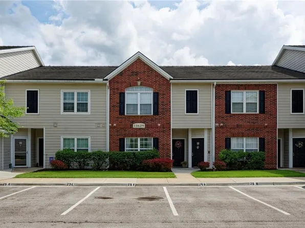 11629 Tomahawk Creek Pkwy APT I, Leawood, KS 66211