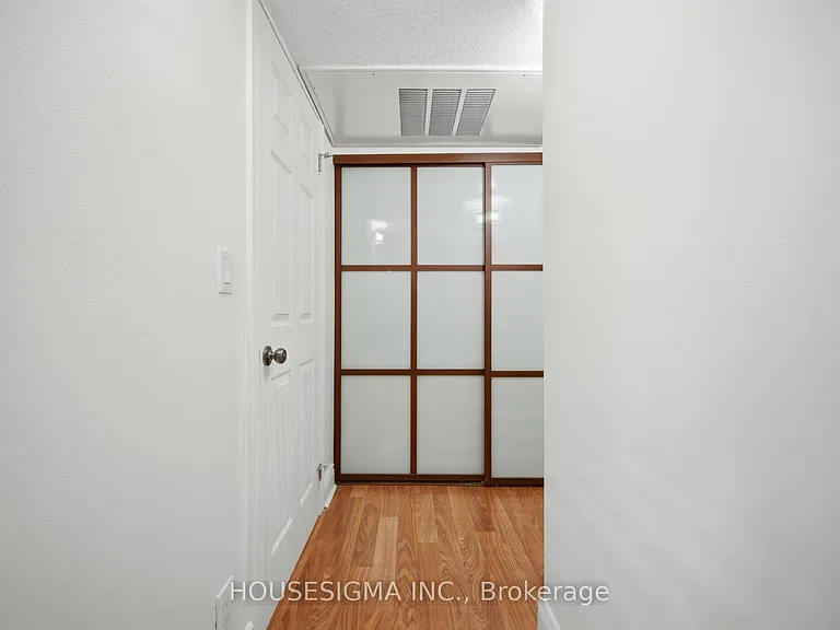 83 Lillian St #25 — Photo 16