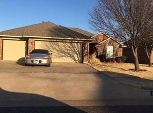 13900 Korbyn Dr, Yukon, OK 73099