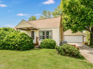 908 E Main St, Newark, IL 60541