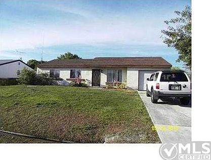 2nd image of 541 SE Tanner Ave