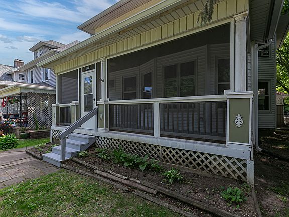 2nd image of 620 10th St