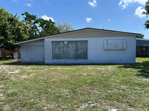 4181 Winchester Lane, West Palm Beach, FL 33406