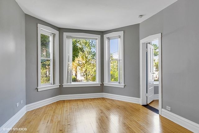 1st image of 2321 N Sacramento Ave #2