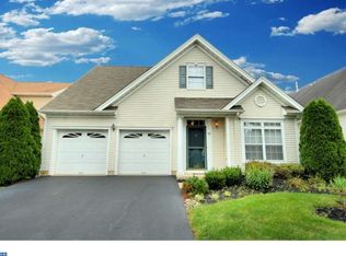 18 Globeflower Ln, West Windsor, NJ
