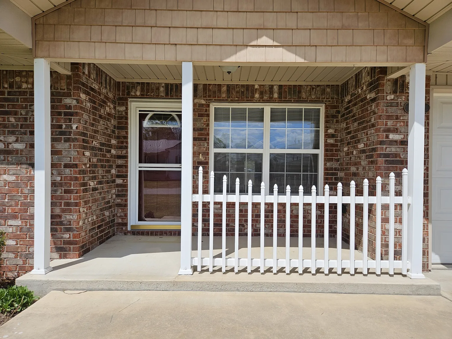 2 bed, 1200 sqft, $1,500 — Photo 2